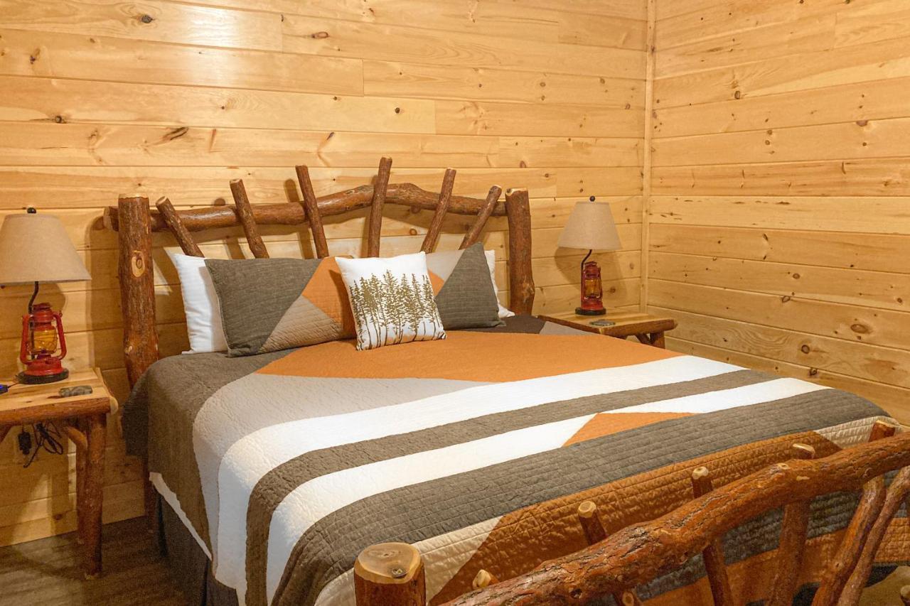 The Lazy Bear Villa พิเจนฟอร์จ ภายนอก รูปภาพ